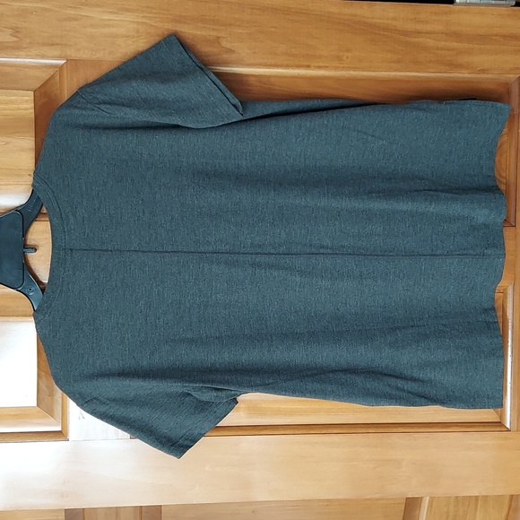 - Nike Gray San Diego Padres Baseball Tee with Gold Lettering, Size XL, Like New - Picture 3 of 8